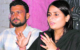 NSUI state president Amrita Dhawan addresses the media in Ludhiana on Tuesday.