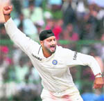 Harbhajan celebrates the wicket of Marcus North in Banglaore