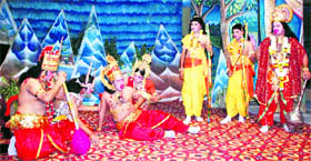 Artistes enact a scene from Ramayana in Faridabad.
