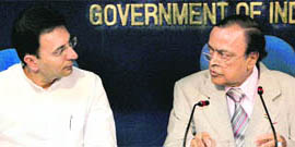 Minister for Petroleum & Natural Gas Murli Deora (R) and MoS Jitin Prasada launch the 9th round of exploration block under New Exploration Licensing Policy in New Delhi on Friday.