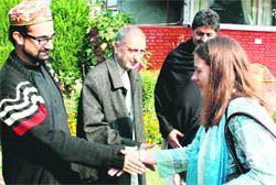 Victoria L. Whitford, First Secretary in the British High Commission, meets chairman of the moderate faction of the Hurriyat Conference Mirwaiz Umar Farooq in Srinagar 