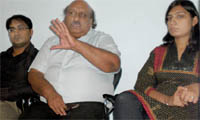 MD of the Brills Institute, Ashok Sadiora, (centre) addressing media persons in Bathinda
