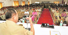 SSP, Dehradun, GS Martoliya briefs senior police officers in Dehradun on Thursday. 