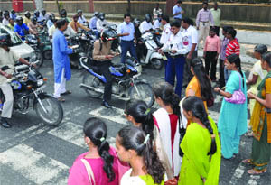 The Amway Opportunity Foundation celebrates International White Cane Day with the Bharatiya Netraheen Kalyan Parishad.