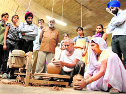 Buddhiram Prajapati at work
