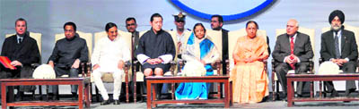 Headmaster, Doon School, Peter McLaughlin, Union Minister Kamal Nath, Chief Minister Ramesh Pokhriyal Nishank, Bhutan King Jigme Khesar Namgyel Wangchuck, President Pratibha Devisingh Patil, Governor Margaret Alva, 