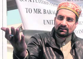 The chairman of the moderate faction of the Hurriyat Conference, Mirwaiz Umar Farooq, launches a signature campaign in Srinagar