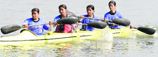 Participants during the All-India Inter-Varsity Kayaking and Canoeing Meet at Sukhna Lake