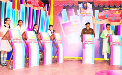 Students participate in the audition of Kaun Banega Gyan Samrat in Haridwar 