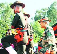 GOC 16 Corps Lt-Gen Rameshwar Roy lays a wreath at the statue of Brig Rajinder Singh on the occasion of his death anniversary in Jammu on Wednesday.