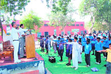 Schoolchildren take an oath of national unity and integrity to mark Indira Gandhis death anniversary at Fatehabad on Monday.