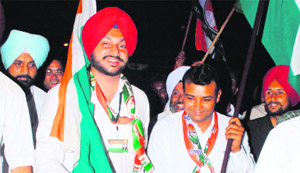 Punjab Youth Congress president and Anandpur Sahib MP Ravneet Singh Bittu during his Nav Inquilab Yatra which entered in Patiala on Saturday. 