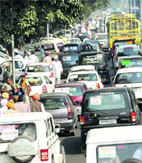 The coronation ceremony of Capt Amarinder Singh as PPCC president led to traffic chaos on Chandigarh roads on Friday.