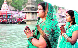 Devotees performing Chhat Puja at Har-ki-Pauri in Haridwar on Friday