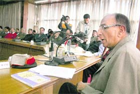 Director of the Indian Media Centre Shyam Khosla during a seminar on Press Day at Shimla