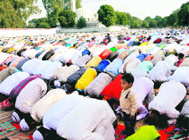 The area around the Sector 20 Jama Masjid in Chandigarh was a sight to behold on Wednesday as men of all ages, dressed in crisp white pathani suits and matching skull caps, visited the mosque to offer prayers on Eid-ul-Zuha and hugged each other, saying ‘Eid Mubarak’.