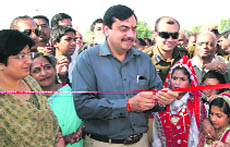 DC Ashok Sangwan inaugurates Kapal Mochan fair on Friday.