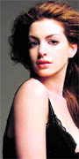 Anne Hathaway 