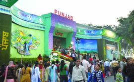 Crowd outside the Punjab Pavilion