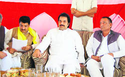 HJC chief Kuldeep Bishnoi addresses mediapersons at Sirsa