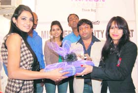 Manpreet Kochar (left) who won the Miss Personality contest in Dehradun