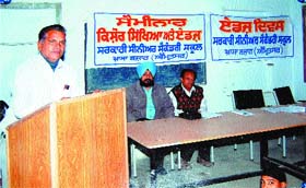 Satpal Kapoor speaks at a seminar on AIDS organised at Government Senior Secondary School, Khasa Bazaar, in Amritsar