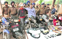 he accused with stolen articles in police custody on Wednesday. 