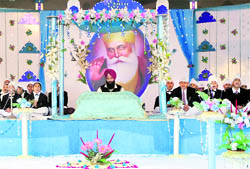 Students of Guru Nanak International Public School celebrate Gurpurb in Ludhiana