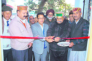 Mussoorie MLA Jot Singh Gunsola inaugurates the newly constructed hall of the library on Saturday.