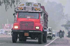 A view of the traffic on National Highway No. 58 in Haridwar