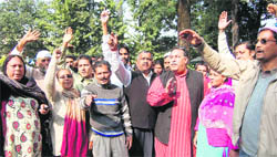 Congress workers protest against the mining policy of the state government in Dehradun 