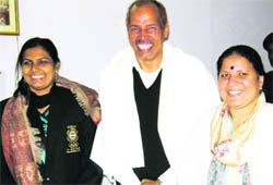 Haryana Minister Geeta Bhukkal and Indian kabaddi coaches, Sunil Dabas and Balwan Singh, at 