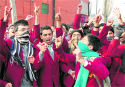 Students hold a protest against the functioning of schools during winter