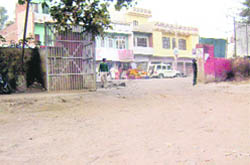 Exit gate of the bus stand in a dilapidated condition at Ahmedgarh