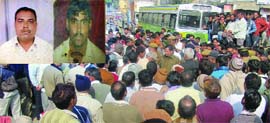 The victims family members protest at Papravat village in New Delhi on Tuesday. (Inset) Suresh Kumar and Satyender Kumar.