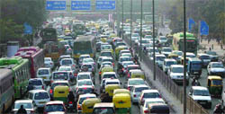 The NDAs Mahasangram Rally caused huge traffic jam at Vikas Marg in New Delhi 