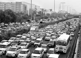 Traffic bursting at the seams on the New Delhi-Gurgaon Highway