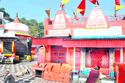 Temples at Har-ki-Pauri that were shut during the solar eclipse in Haridwar 