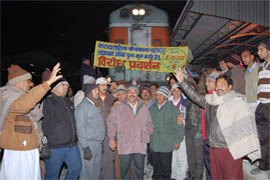 Protesters detain the Delhi-bound Intercity Express train at Abohar on Wednesday.