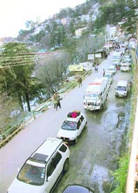 Shimla has been witnessing heavy inflow of tourists following recent snowfall on higher reaches