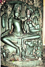 Idols of Lord Shiva and Goddess Parvati excavated from Lakhamandal
