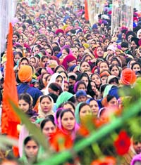 Devotees at Gurdwara Sri Guru Nanak Dev Ji at Chand Nagar in Jammu on Tuesday on the occasion of Gurpurb.