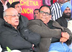 Film directors Mahesh Bhatt and Satish Kaushik at a function, Lohri beti ke naam, in Karnal