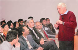 Prof Anthony Leggett addresses delegates during a lecture at Indian Institute of Science Education & Research, Mohali,