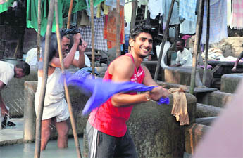 Dhobi Ghat marks the debut of Kiran Rao not only as a writer but also as a director