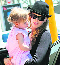 Nicole Kidman with her daughter