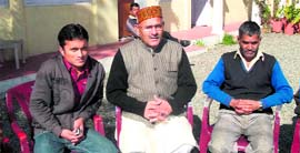 State Congress Vice-President Jot Singh Bisht (centre) during his visit to Mussoorie
