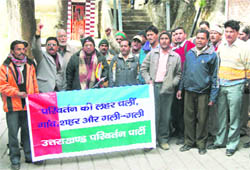 Uttarakhand Parivartan Party members protest in Mussoorie on Thursday