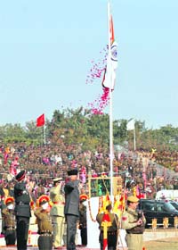 Governor NN Vohra hoists the National Flag at the Republic Day function at Maulana Azad Stadium in Jammu