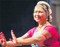 Suchitra Mitra performs at Randhawa auditorium in Chandigarh 